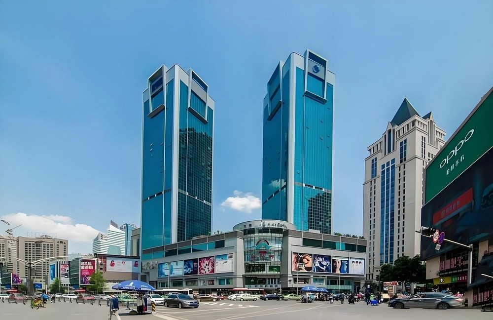 成都中环广场外观图